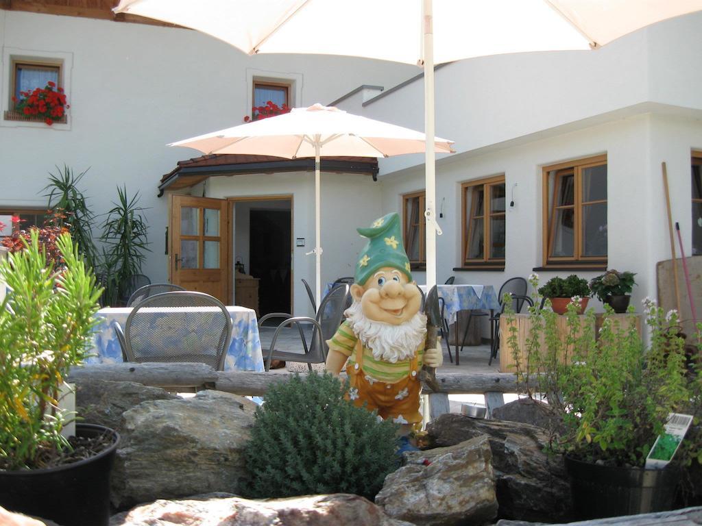 Messnerwirt Onach Villa San Lorenzo di Sebato Exterior photo